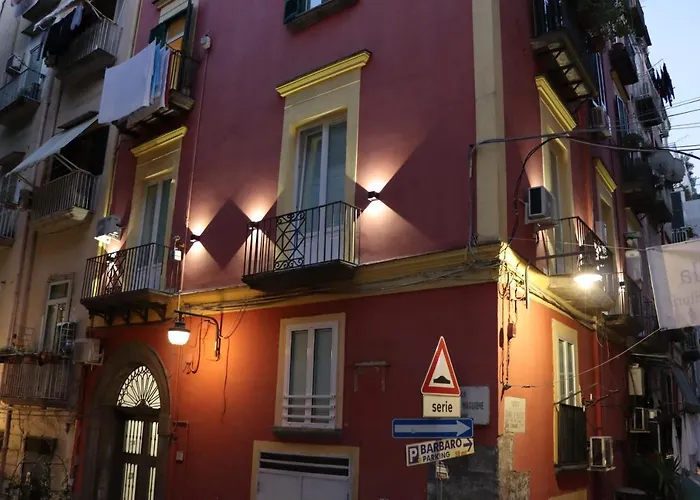 Barbaro Suite & Apartment Napoli